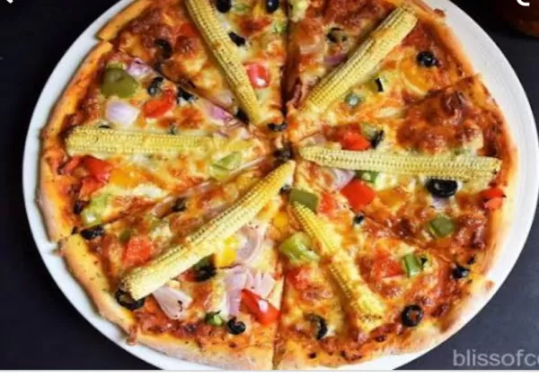 Baby Corn Pizza Regular