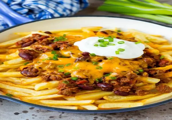 Cheese Chilli Creamy Fries