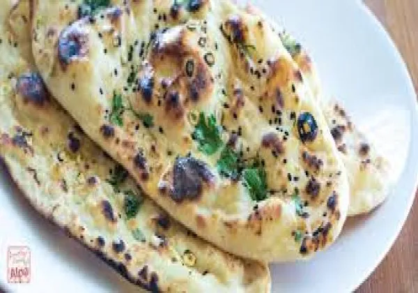Cheese Chilli Garlic Naan 