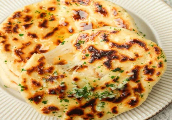 Cheese Garlic Naan