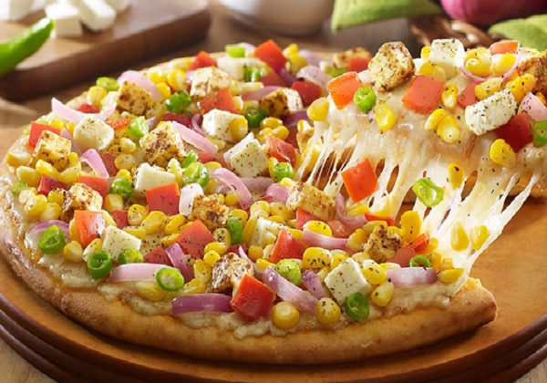 Cheese Paneer Corn Pizza Medium 