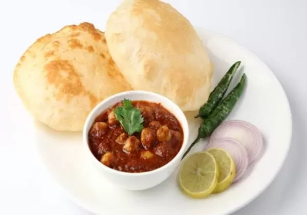Chola Bhatura