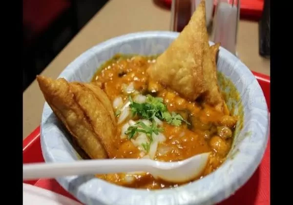 Chola Samosa