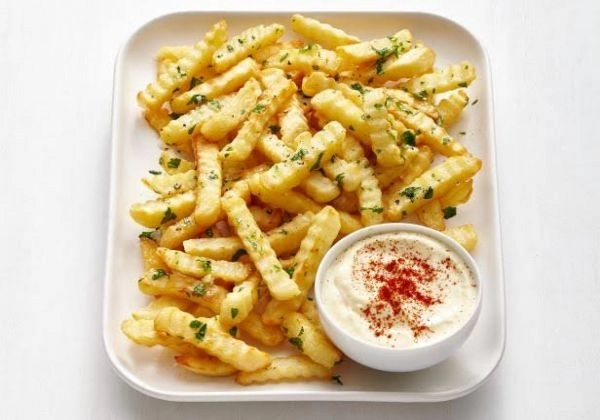 Garlic Mayo Fries
