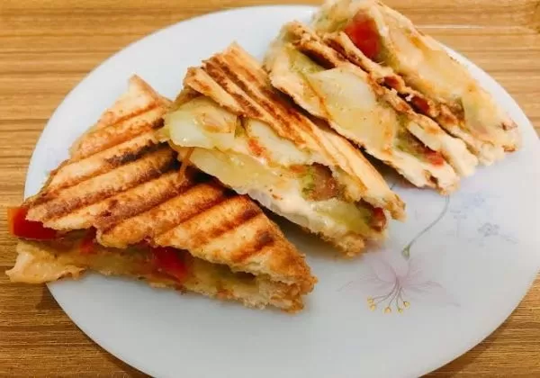 Masala Cheese Sandwich