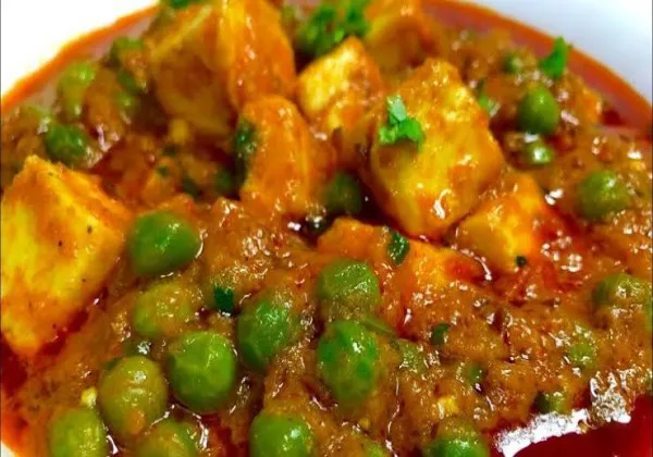 Matar Paneer 
