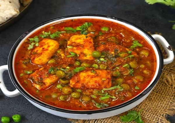 Matar Paneer