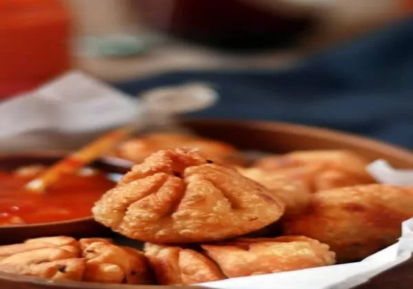 Peri Peri Veg Momos