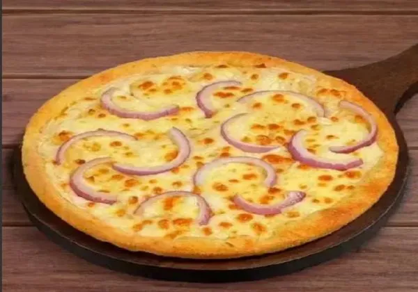 Onion Cheese Pizza 