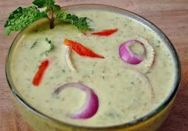 Onion Pudina Raita  