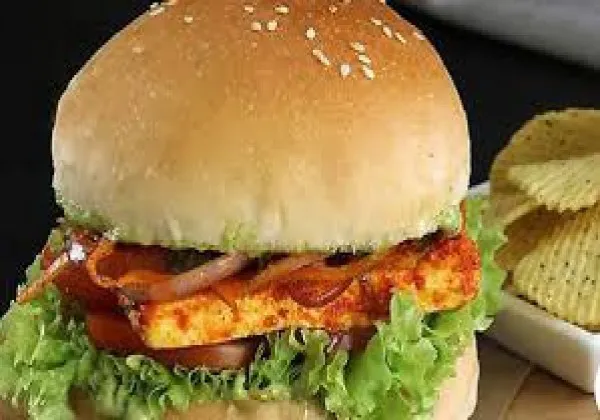 Tandoori Paneer Burger 