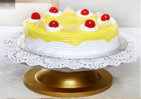 Pineapple Cake Pineapple Cake