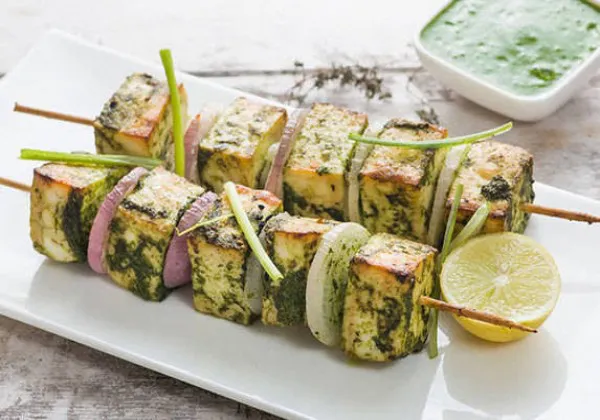 Tandoori Paneer Pudina Tikka