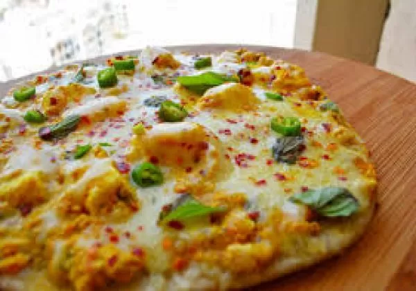 Tandoori Paneer Pizza 
