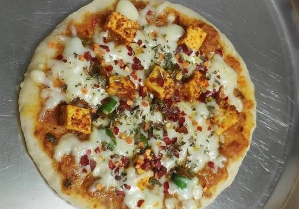 Tandori Panner Tikka Pizza 
