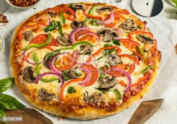Veg Loaded Pizza Large